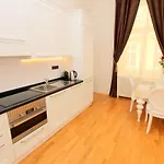 Luxury apartments Krocínova