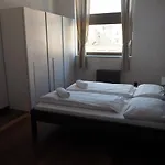 Kings Apartments