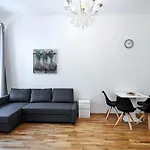 Apartments Zborovska