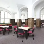 Hostel Hlavkova