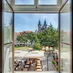 Mikulasska - Old Town Square View Residence