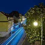 Downtown Suites Mala Strana