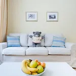 Historic Centre-Spacious Apartment