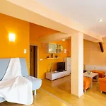 Perunova Apartments