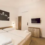 Kings Residence