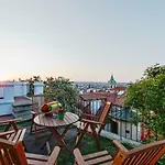 Royal View Apartments
