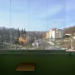 Klamovka Park Apartment