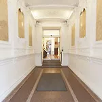 Hotel Atos