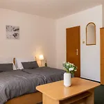 Hotel Kanarek
