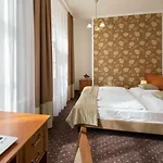 Novomestsky Hotel