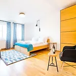 5Br+3.5Bt Wilson Central Apt.