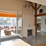 Townhall Loft With Terrace