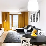 Golf Apartment
