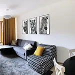 Golf Apartment