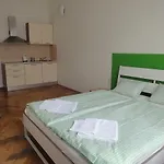 Apartma V Tunich