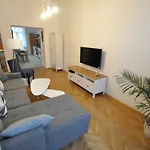 Jirina Appartments