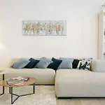 Stylish, Light-Filled Home In The Historic Center