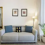 Stylish, Light-Filled Home In The Historic Center