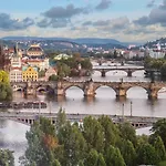 Prague City Center Mikulandska Apartment By Easybnb