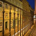 Ea Hotel New Town