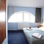 Anna Hotel