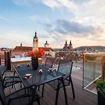 Empirent Rooftop Collection