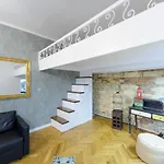Pinkova Apartments