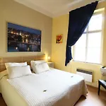 City Lounge Crown Hotel