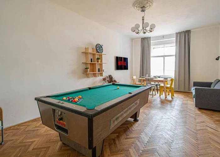 Super Central Billiard And Darts Big Apartment