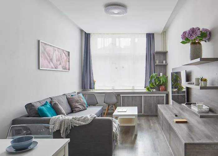 Minimalist Apartment On Wenceslas Square By Prague Days