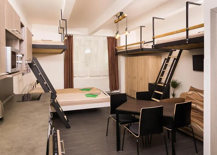 Flying Bed Apartment Close To Prague Castle And Airport