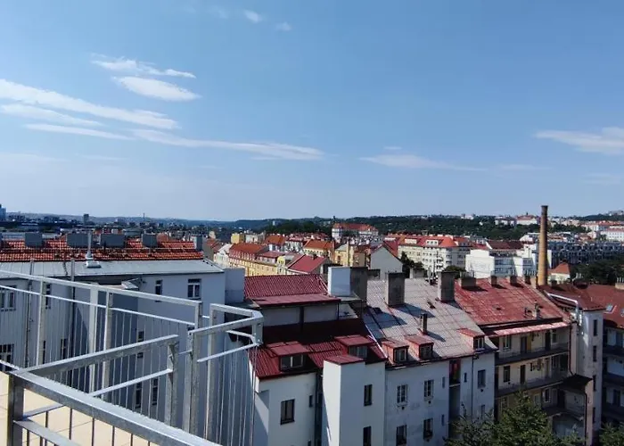 Penthouse # 81 With Panoramic City View In Elite Rezidence With Free Parking