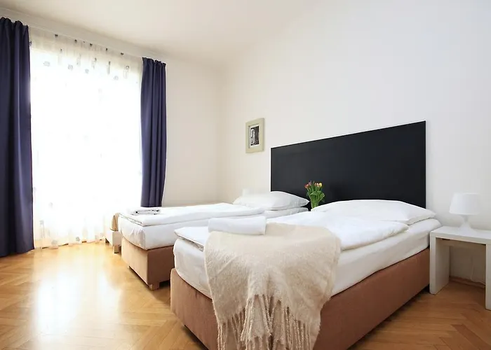 Quadrio Bedroom Central Apartment