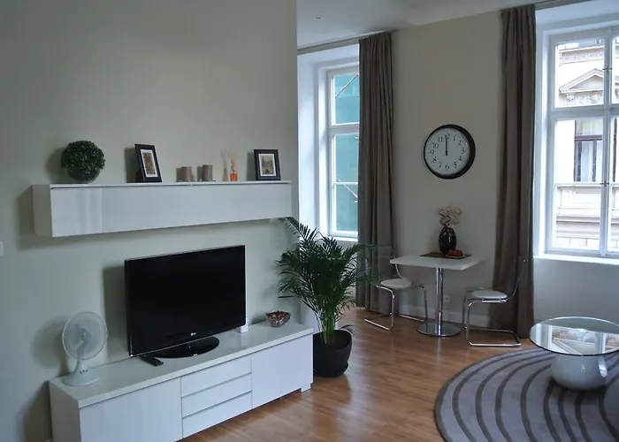 Domo Apartments