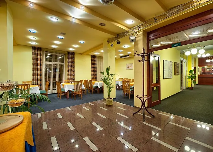Hotel Henrietta