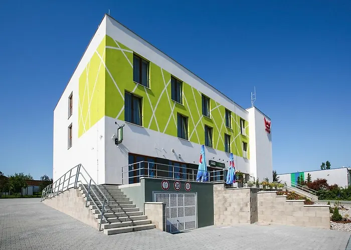 Nad Kralovnou Hotel & Restaurant