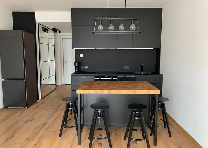 Central Karlin Apartments