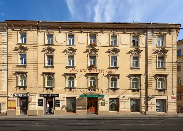 Hotel Golden City Garni