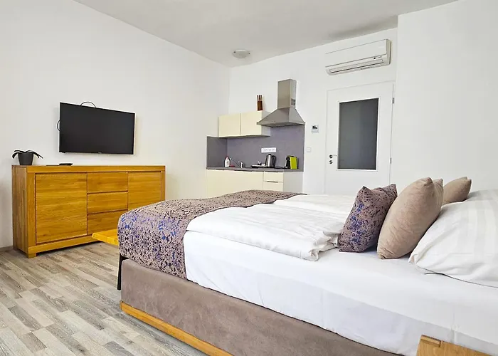 Hotel Karlova Prague - Mostecka 10 St Depandance