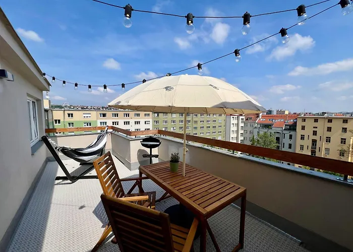 1 Bedroom Apartment With Terrace And View