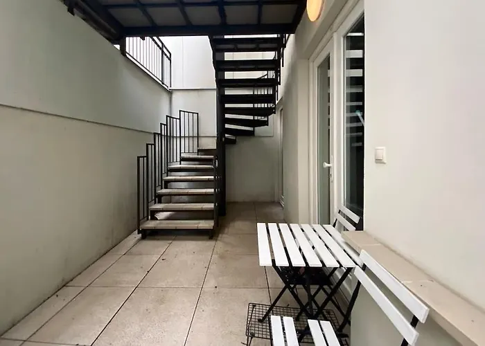 Urban Downtown Studio