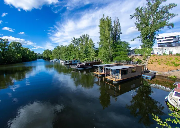 Prague Bay Houseboats