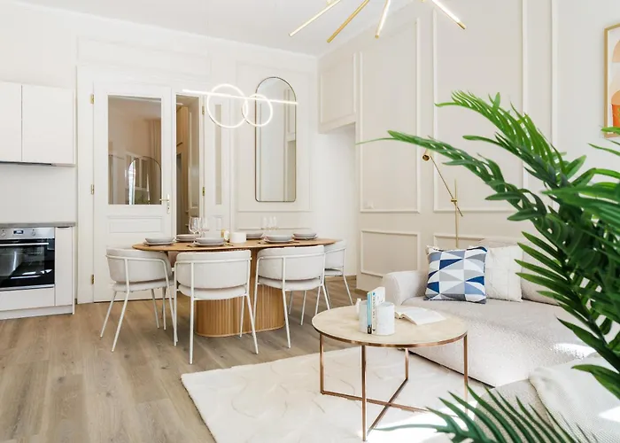 Wenceslas Square Apartments By Rentero
