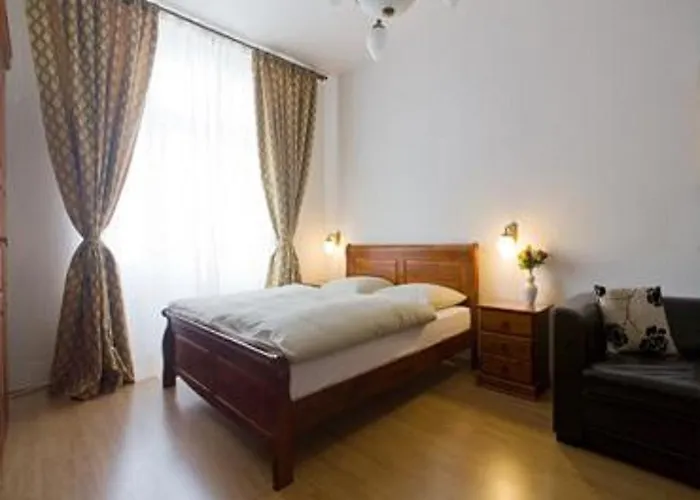 Apartment Klamovka Park