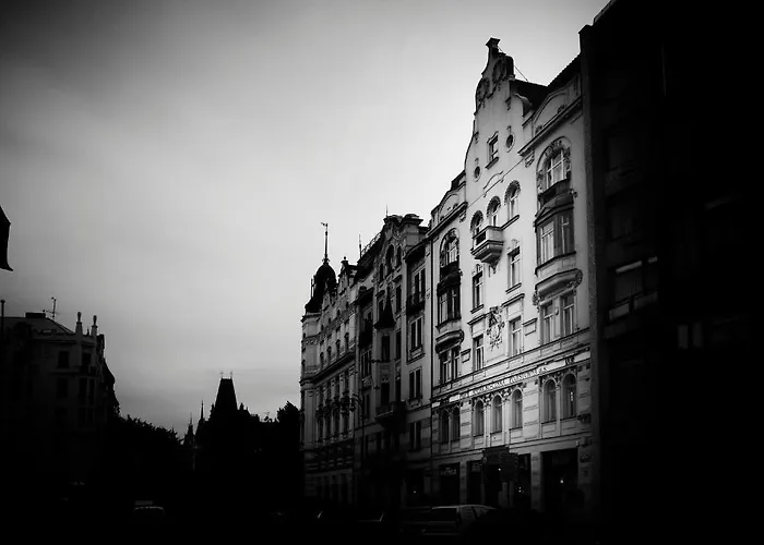 Riverside Apartments