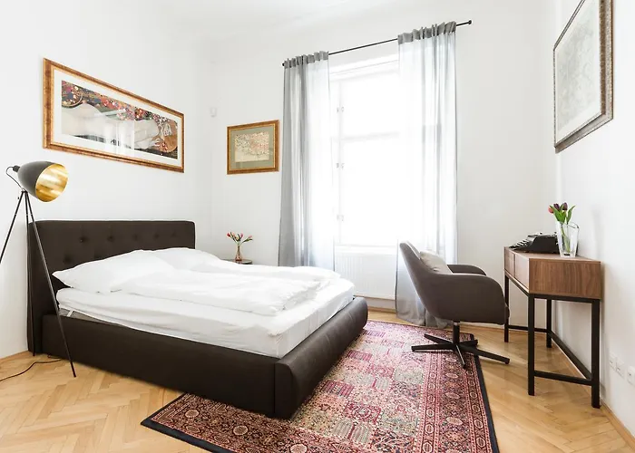 Central Riverside Apartments