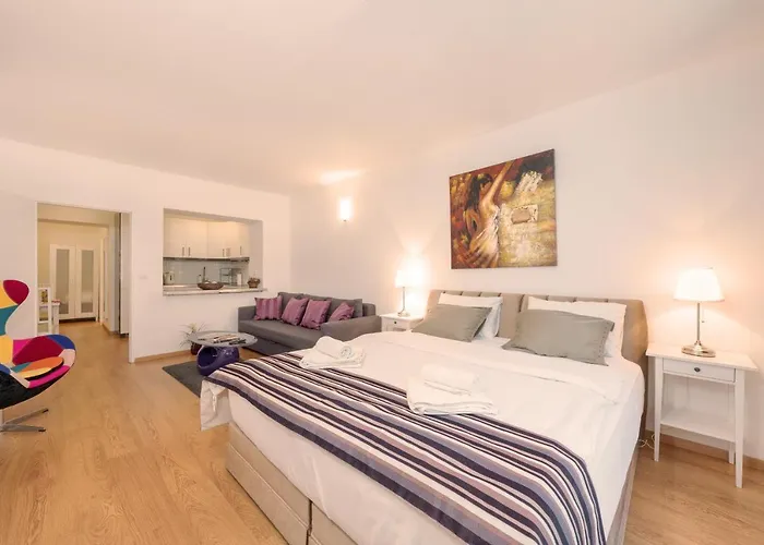 Prague City Stay Rohacova