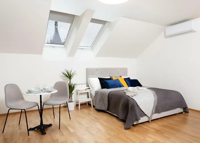 Cosy New Town Attic Studio