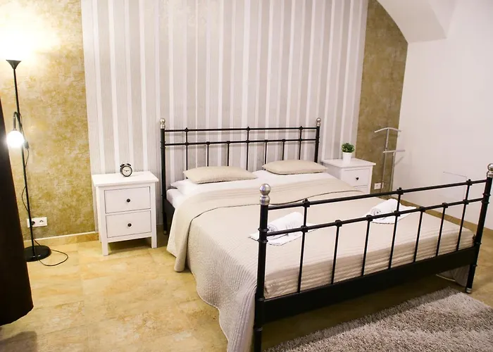 Stefania Apartment Centre