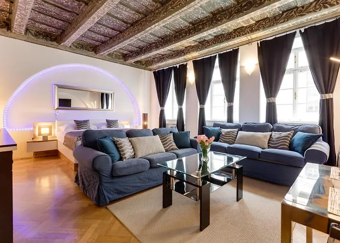 Charles Bridge Royal Apartment - Castle District